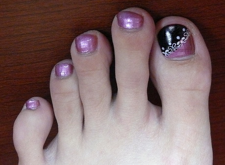 cool-toenail-polish-designs-12_13 Rece toenail poloneză modele