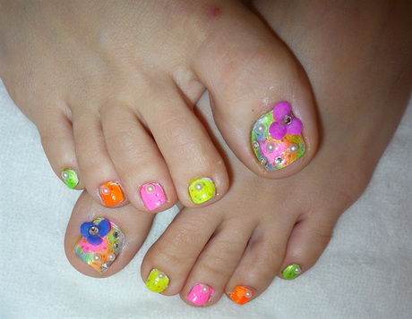 cute-toenail-designs-for-spring-62_15 Drăguț toenail modele pentru primăvară