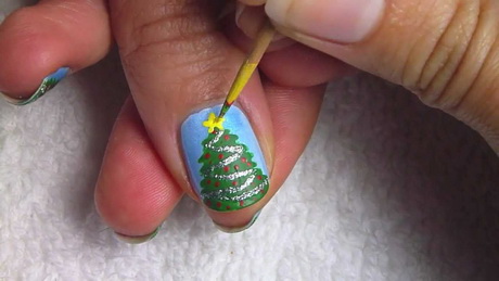 nail-art-christmas-tree-83_17 Nail Art pom de Crăciun