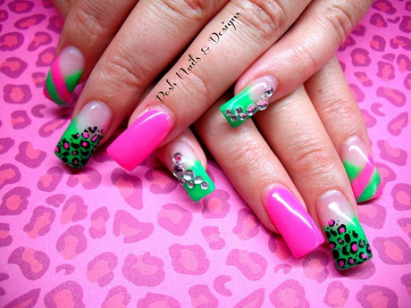 pink-and-green-nail-design-17_19 Design de unghii roz și verde