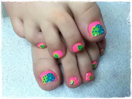 spring-toenail-designs-97_13 Modele de unghii de primăvară