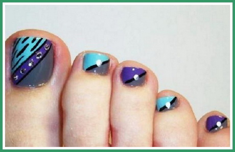 summer-toenail-designs-74_12 Modele de unghii de vară