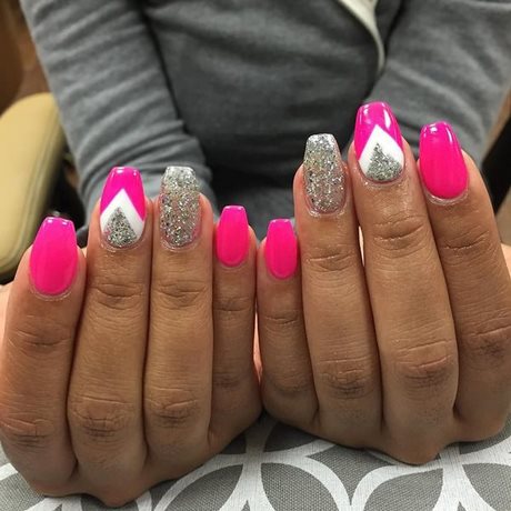 acrylic-nails-pink-designs-44_12 Unghii acrilice modele roz