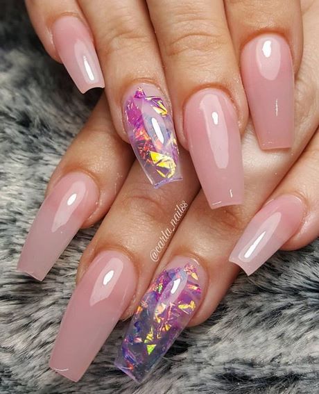 acrylic-nails-pink-designs-44_19 Unghii acrilice modele roz