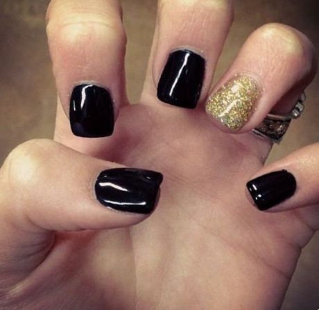 black-acrylic-nails-with-gold-53_4 Unghii acrilice negre cu aur