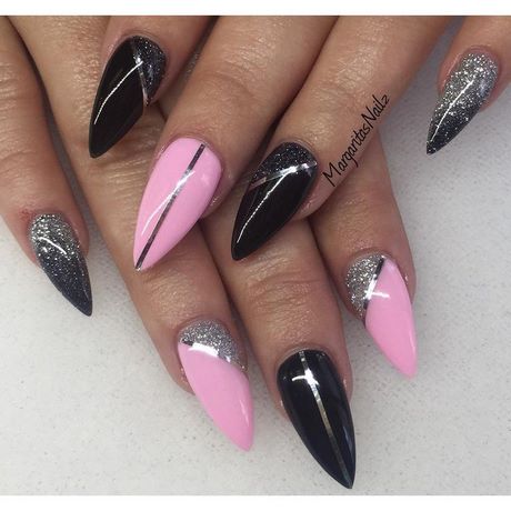 black-and-pink-acrylic-nails-70_5 Unghii acrilice negre și roz