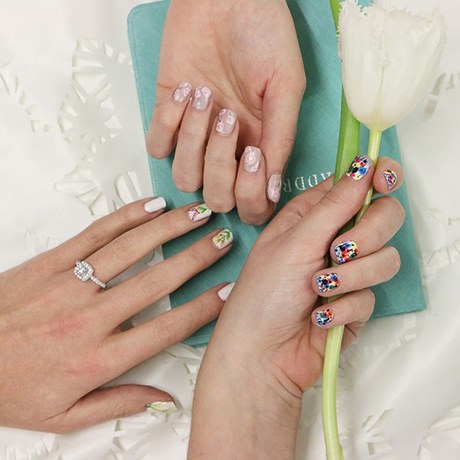 bridal-manicure-and-pedicure-80_20 Manichiură și pedichiură de mireasă