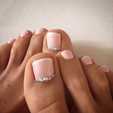 bridal-nails-and-toes-73 Unghiile de mireasa si degetele de la picioare