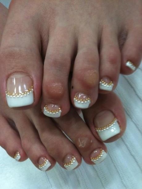 bridal-toe-nail-art-05_14 Mireasa deget de la picior nail art