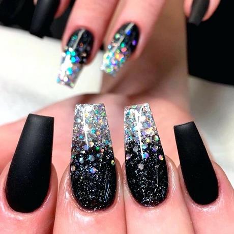 cute-black-acrylic-nails-85_9 Drăguț unghii acrilice negre