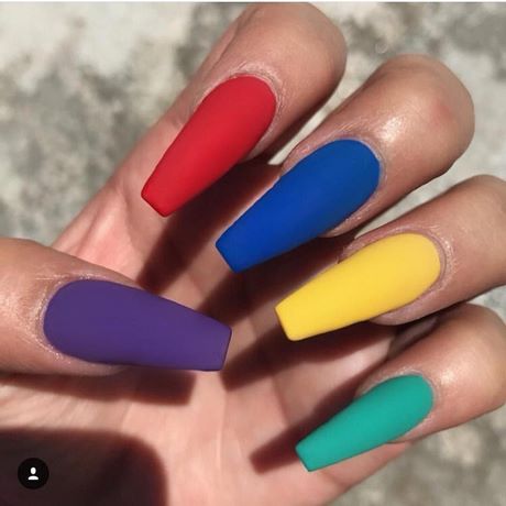 different-acrylic-nail-colors-15_2 Diferite culori de unghii acrilice