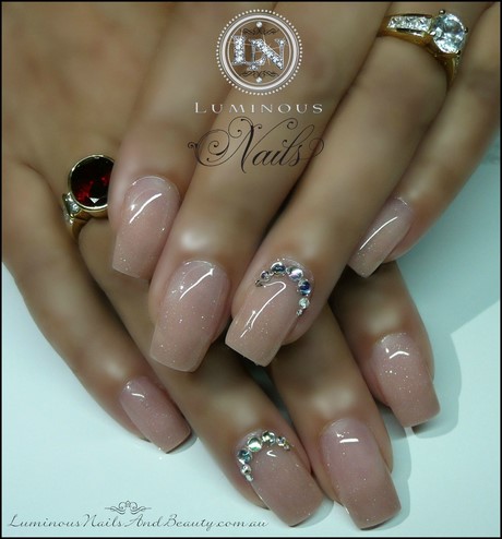 elegant-nail-designs-for-brides-29_18 Modele elegante de unghii pentru mirese