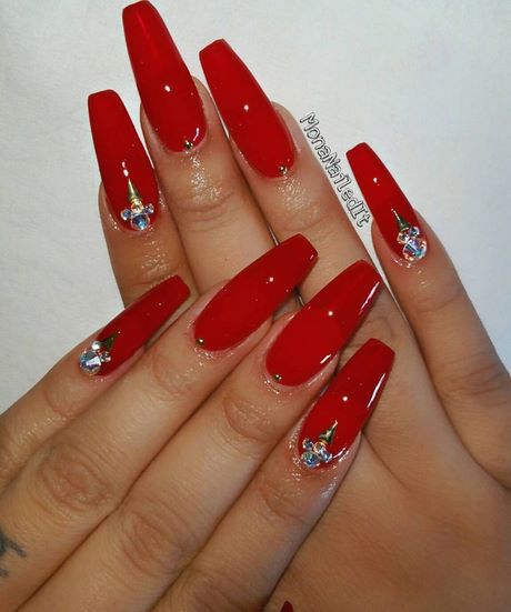 long-red-acrylic-nails-41_7 Unghii acrilice lungi roșii