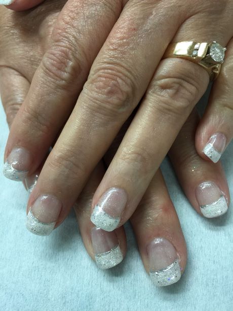mother-of-the-bride-nails-18_12 Mama unghiilor miresei