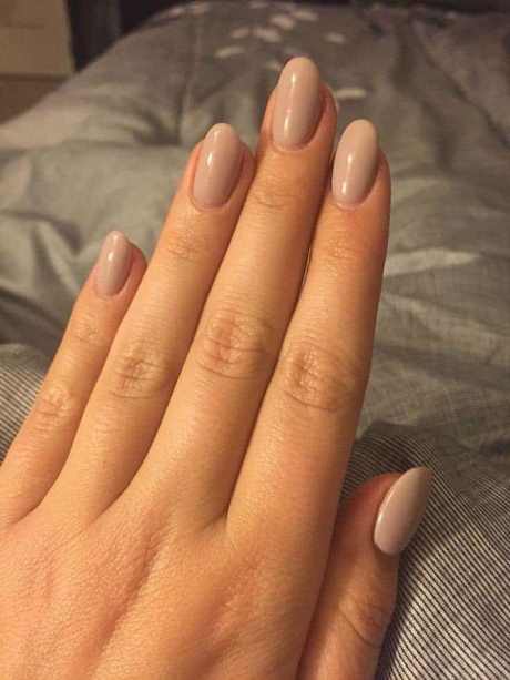 very-short-acrylic-nails-00_4 Unghii acrilice foarte scurte