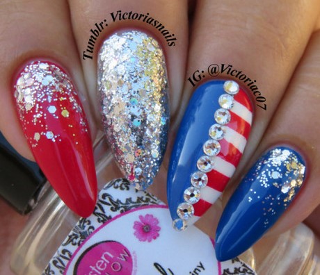 4th-of-july-nails-tumblr-38_9 4 iulie cuie tumblr