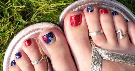 4th-of-july-toe-nail-designs-94_18 4 iulie modele de unghii de la picioare