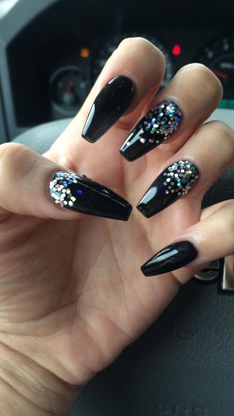black-acrylic-nails-with-glitter-30_11 Unghii acrilice negre cu sclipici