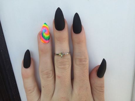 black-acrylic-stiletto-nails-73_7 Unghii stiletto acrilice negre