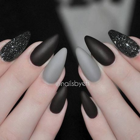 black-fake-nails-with-design-03_12 Unghii False negre cu design