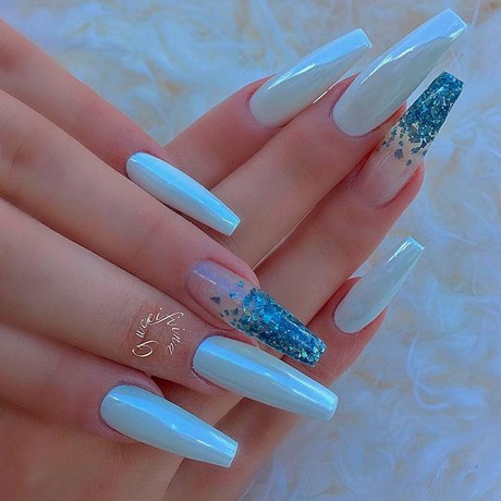 blue-and-white-acrylic-nails-62_12 Unghii acrilice albastre și albe