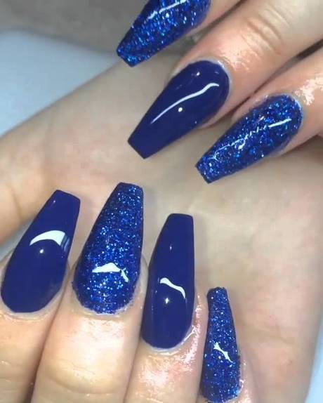 blue-and-white-acrylic-nails-62_15 Unghii acrilice albastre și albe