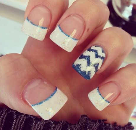 blue-and-white-acrylic-nails-62_6 Unghii acrilice albastre și albe