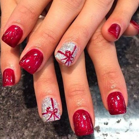 christmas-nail-ideas-for-short-nails-74 Idei de unghii de Crăciun pentru unghii scurte