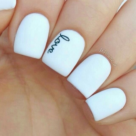 Drăguț unghiile simple