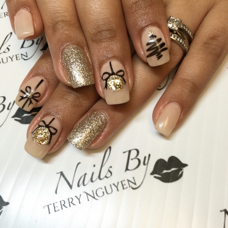 gold-toe-nail-designs-35 Modele de unghii de aur