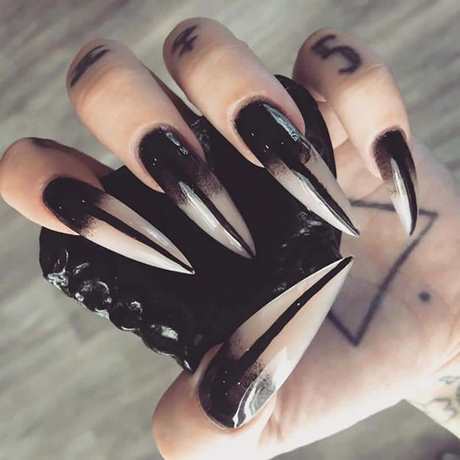 long-black-stiletto-nails-71_3 Unghii lungi negre stiletto