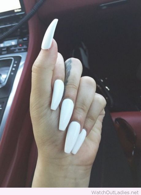 long-white-acrylic-nails-63 Unghii lungi acrilice albe