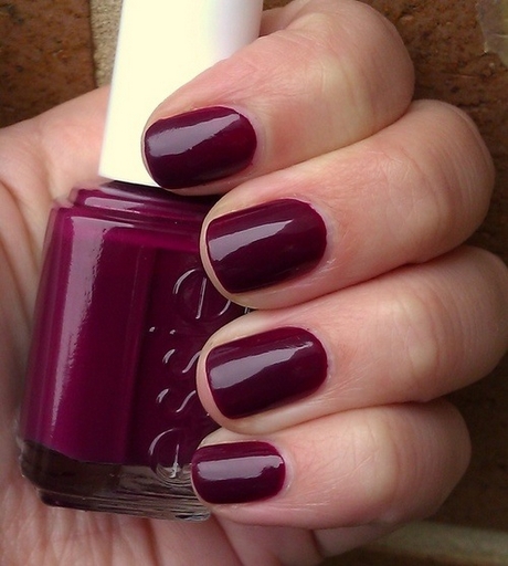 maroon-nail-polish-26_18 Lac de unghii maro