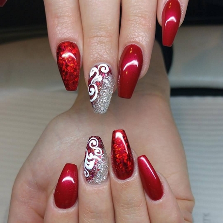 nail-designs-with-red-and-white-86 Modele de unghii cu roșu și alb