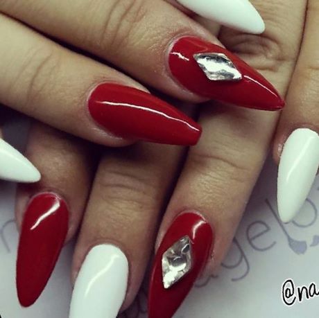 nail-designs-with-red-and-white-86_17 Modele de unghii cu roșu și alb