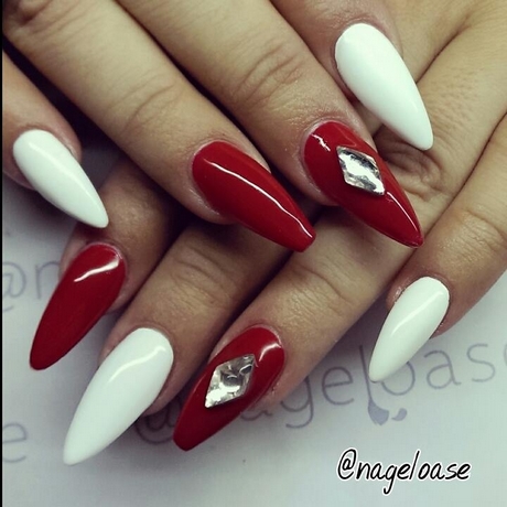 nail-designs-with-red-and-white-86_6 Modele de unghii cu roșu și alb