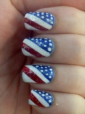 patriotic-manicure-ideas-16_6 Idei patriotice de manichiură