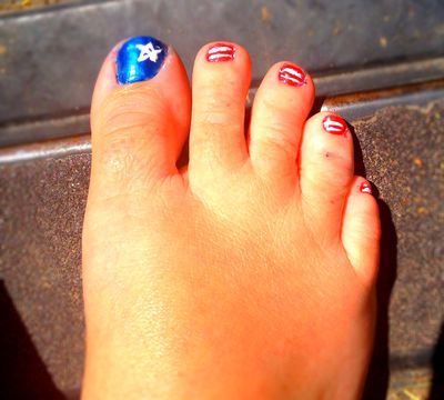 patriotic-toe-nail-art-12_11 Patriotic deget de la picior nail art