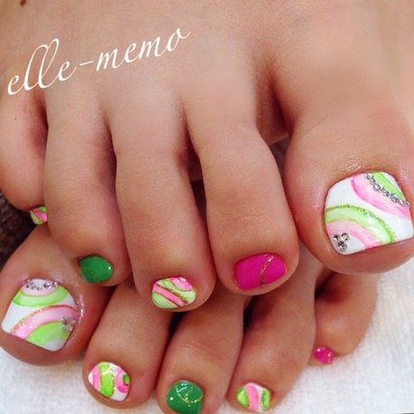 pink-toe-nail-designs-60_16 Modele de unghii roz