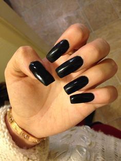 plain-black-acrylic-nails-34_7 Unghii acrilice negre simple