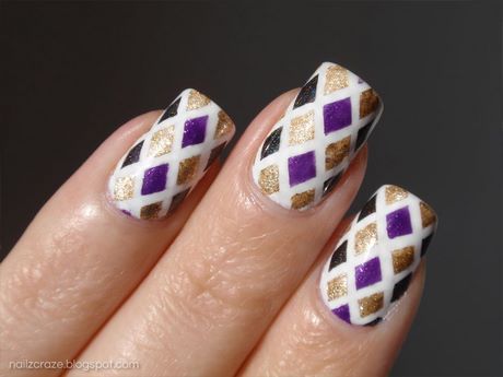 purple-gold-nails-17_9 Unghii de Aur violet