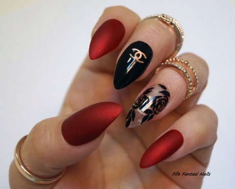 red-and-black-fake-nails-13_20 Unghii false roșii și negre