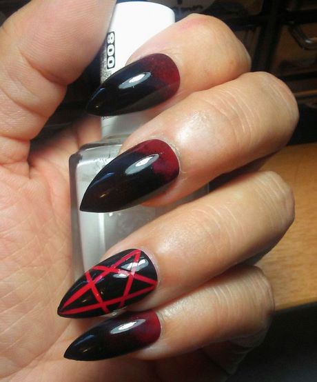 red-and-black-fake-nails-13_7 Unghii false roșii și negre
