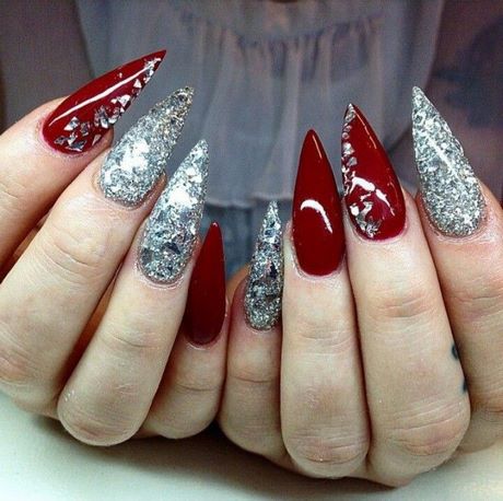 red-and-silver-acrylic-nails-08_18 Unghii acrilice roșii și argintii