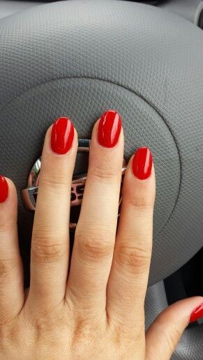 short-red-acrylic-nails-76 Unghii scurte acrilice roșii