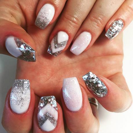 silver-acrylic-nail-designs-70_18 Modele de unghii acrilice de argint