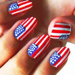 us-flag-nail-art-24_11 Steagul SUA nail art