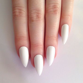 white-fake-nail-designs-27_5 Alb modele de unghii false