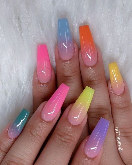 acrylic-nail-colours-and-designs-66_14 Culori și modele de unghii acrilice