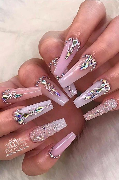 acrylic-nails-rhinestones-designs-07_2 Unghii acrilice strasuri modele